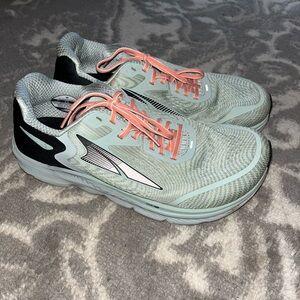 Altra Torin 5 Women's Running Shoes - Teal and Coral